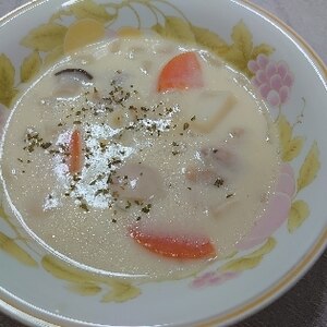 小麦粉で作る簡単クリームシチュー